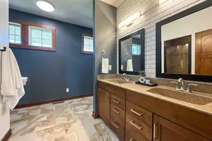 3927 Stone Point Dr NE, Rochester, MN 55906 - Photo 14