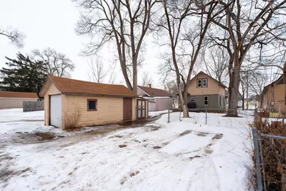 221 25th Avenue N, Saint Cloud, MN 56303 - Photo 16