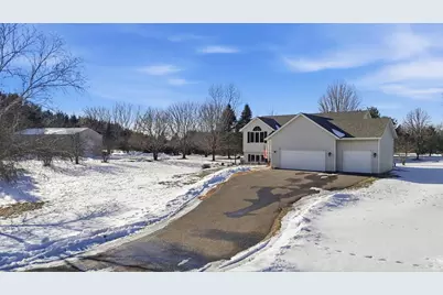 602 Summerfield Circle, Hudson, WI 54016 - Photo 28
