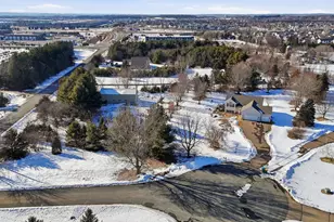 602 Summerfield Cir, Hudson, WI 54016 - Photo 34