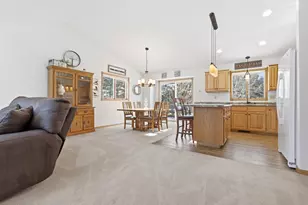 602 Summerfield Cir, Hudson, WI 54016 - Photo 8