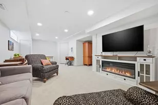 2648 Mackubin St, Roseville, MN 55113 - Photo 40