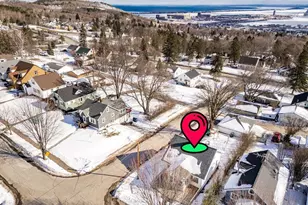 2502 W 15th St, Duluth, MN 55806 - Photo 8