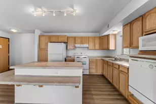 2155 6th Ln SE, Cambridge, MN 55008 - Photo 20