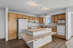 2155 6th Ln SE, Cambridge, MN 55008 - Photo 18