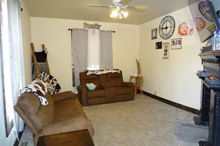 515 E Prospect St, Durand, WI 54736 - Photo 14