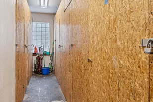 718 Portland Ave, Saint Paul, MN 55104 - Photo 14