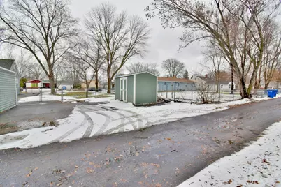 1045 33rd Avenue N, Saint Cloud, MN 56303 - Photo 8