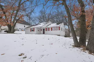 4500 Parkside Ln, Edina, MN 55436 - Photo 8