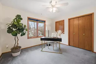 5685 Wedgewood Dr, Excelsior, MN 55331 - Photo 22