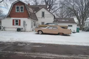 1023 South St, Jackson, MN 56143 - Photo 2