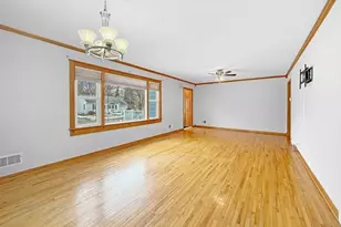 901 Redwood Dr, Fairmont, MN 56031 - Photo 10