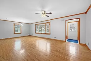 901 Redwood Dr, Fairmont, MN 56031 - Photo 8