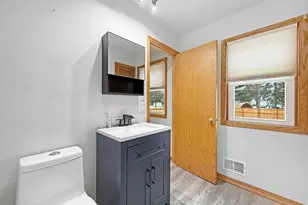 901 Redwood Dr, Fairmont, MN 56031 - Photo 18