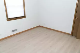 826 Elm St, Anoka, MN 55303 - Photo 4