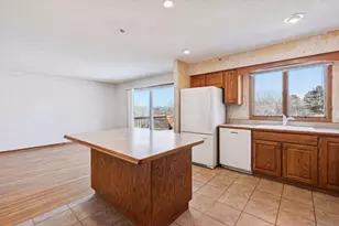 11441 Galtier Dr, Burnsville, MN 55337 - Photo 16