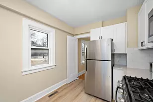 4700 Girard Ave N, Minneapolis, MN 55430 - Photo 10