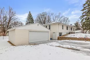 5045/5047 Sunnyside Rd, Mounds View, MN 55112 - Photo 32