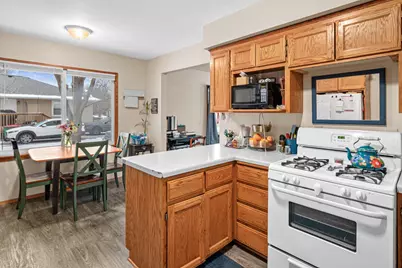 5045/5047 Sunnyside Road, Mounds View, MN 55112 - Photo 6