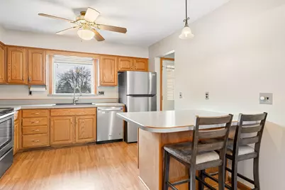 355 15th Street NE, Owatonna, MN 55060 - Photo 4