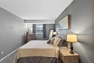 1302 Crestridge Ln N, Eagan, MN 55123 - Photo 24