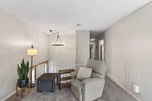 1302 Crestridge Ln N, Eagan, MN 55123 - Photo 8