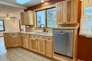 101 E Hawthorne St, Albert Lea, MN 56007 - Photo 8