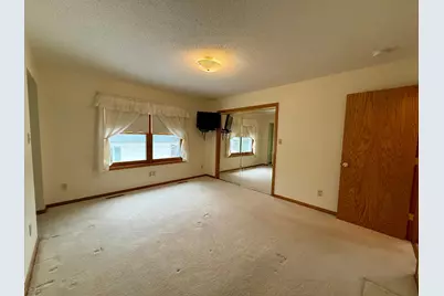 101 E Hawthorne Street, Albert Lea, MN 56007 - Photo 18