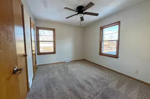 2072 Mohawk Ave, Saint Paul, MN 55119 - Photo 8