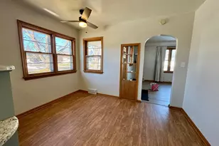 2072 Mohawk Ave, Saint Paul, MN 55119 - Photo 10