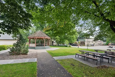 1900 Meridian Curve, Carver, MN 55315 - Photo 24