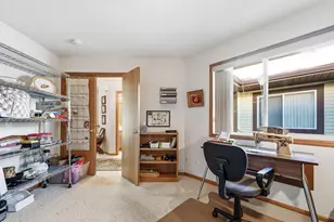 6742 Gretchen Ln N, Oakdale, MN 55128 - Photo 18