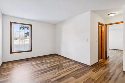 10905 S Rhode Island Avenue S, Bloomington, MN 55438 - Photo 24