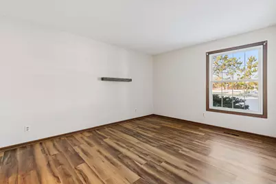 10905 S Rhode Island Avenue S, Bloomington, MN 55438 - Photo 32