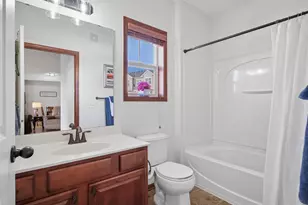 1846 Plymouth Ln, Chanhassen, MN 55317 - Photo 20