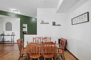 1846 Plymouth Ln, Chanhassen, MN 55317 - Photo 6