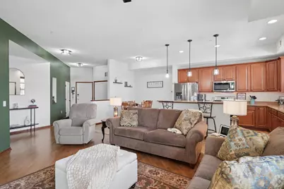 1846 Plymouth Lane #101, Chanhassen, MN 55317 - Photo 14