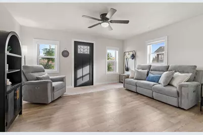 217 Franklin Avenue E, Delano, MN 55328 - Photo 2