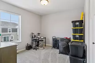 2280 Polar Wy, North Saint Paul, MN 55109 - Photo 22