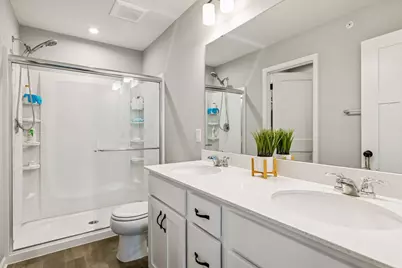 2280 Polar Way, North Saint Paul, MN 55109 - Photo 20