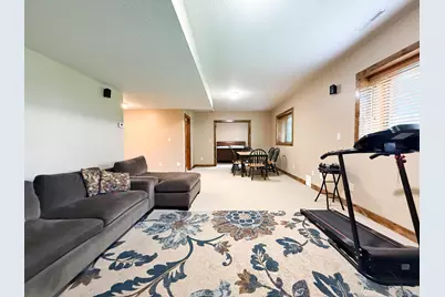 2915 Lake Vista Drive NW, Rochester, MN 55901 - Photo 10