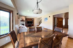 2915 Lake Vista Dr NW, Rochester, MN 55901 - Photo 8