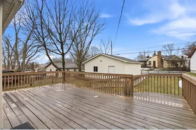 902 Dodd Road, West Saint Paul, MN 55118 - Photo 32