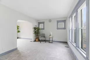 902 Dodd Rd, West Saint Paul, MN 55118 - Photo 6