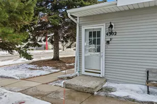 4302 13 1/2 Ave S, Fargo,  58103 - Photo 4