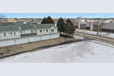4302 13 1/2 Avenue S #F, Fargo,  58103 - Photo 30