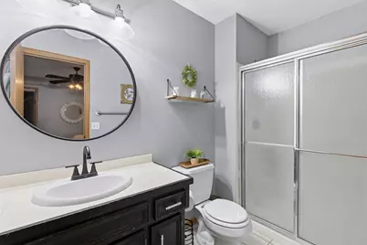 15716 Maple Island Court, Burnsville, MN 55306 - Photo 12