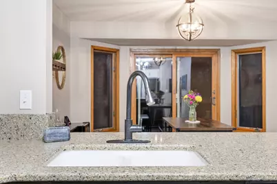 15716 Maple Island Court, Burnsville, MN 55306 - Photo 6