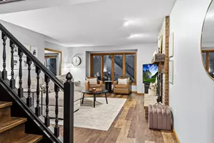 15716 Maple Island Ct, Burnsville, MN 55306 - Photo 12