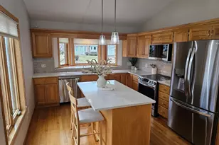 4660 Weston Woods Way, White Bear Township, MN 55127 - Photo 6